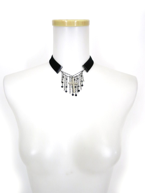 Moi-meme-Moitie クロスチャーム付き別珍チョーカー