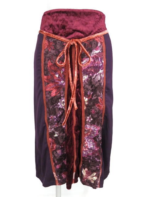 Ozz On 花柄レース&ベロア切替スカート