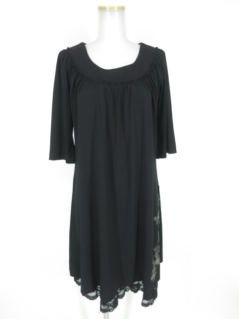 OZZ ONESTE 蝶＆花プリント七分袖ワンピース