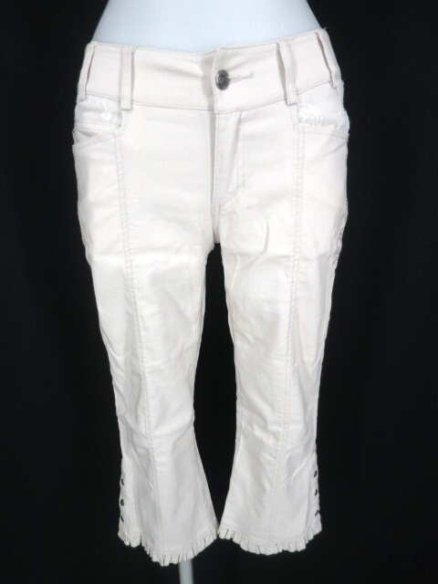 OZZ ONESTE 刺繍入りサブリナパンツ