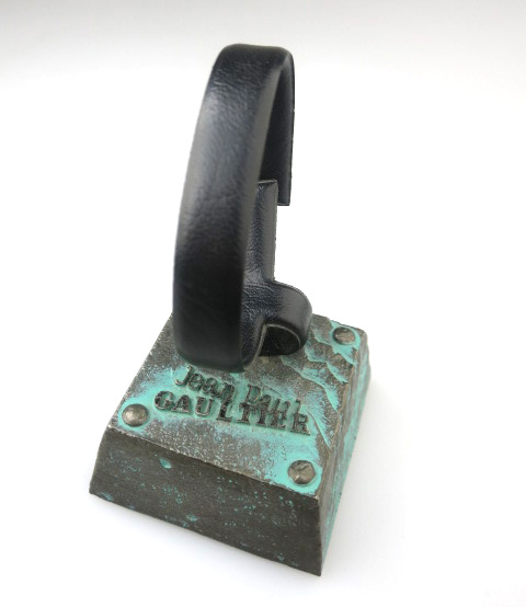 Jean Paul GAULTIER 時計スタンド