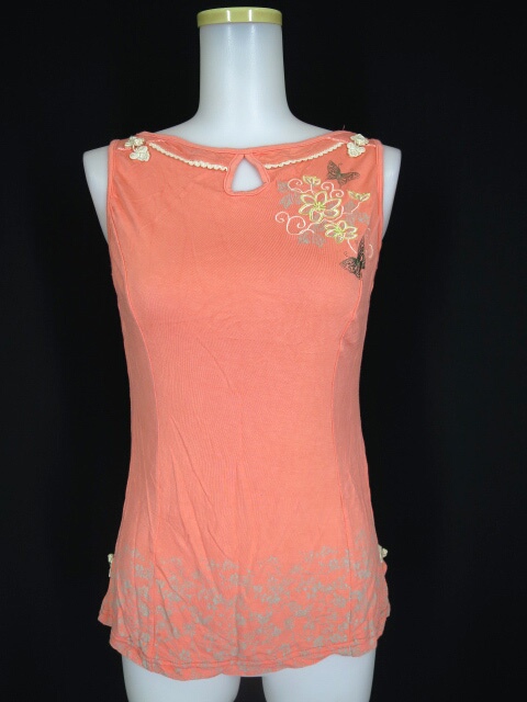 OZZ ONESTE チャイナボタン付きノースリーブカットソー