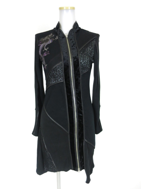 Ozz On hikozoh 龍刺繍入りジップアップニットワンピース