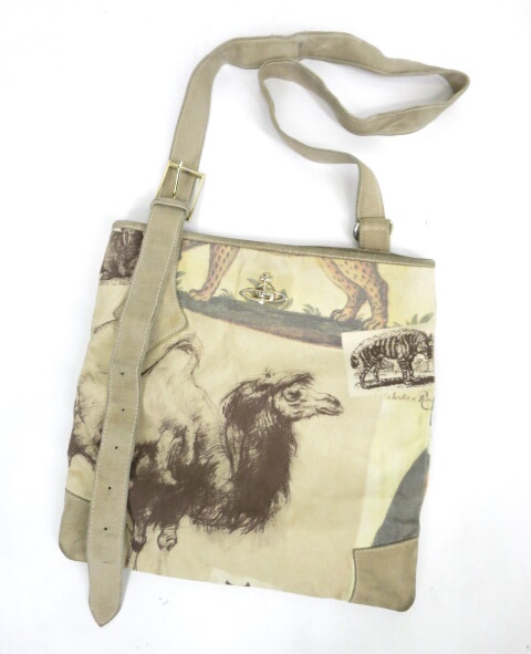 Vivienne Westwood アニマル＆昆虫柄バッグ
