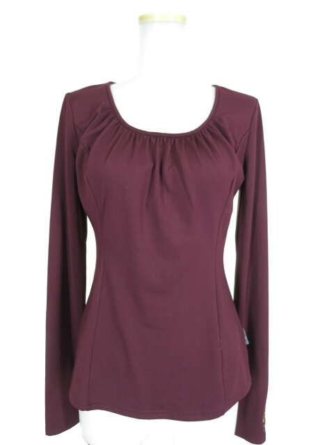 OZZ ONESTE 袖ローズ刺繍入り長袖カットソー