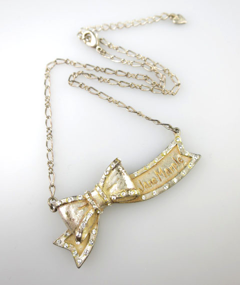 Jane Marple リボンネックレス