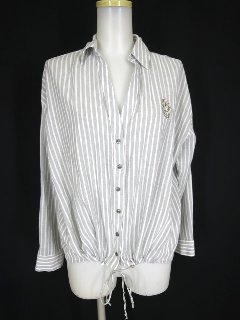 Rozen Kavalier エンブレム刺繍入りストライプブラウス