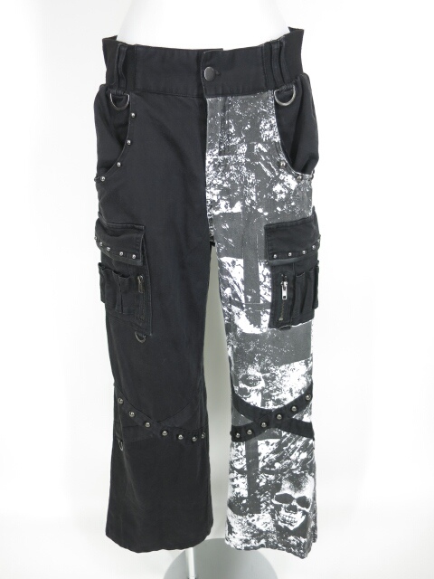 SEX POT スタッズ付きカーゴパンツ