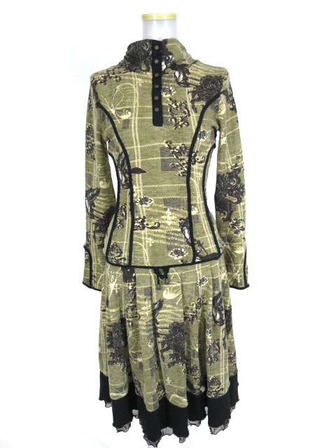 OZZ ONESTE 和柄ニットカットソー&スカート セット