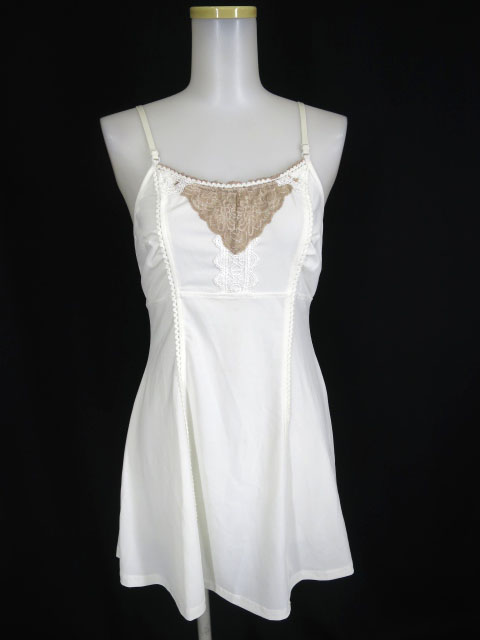 OZZ ONESTE レース付きキャミワンピース