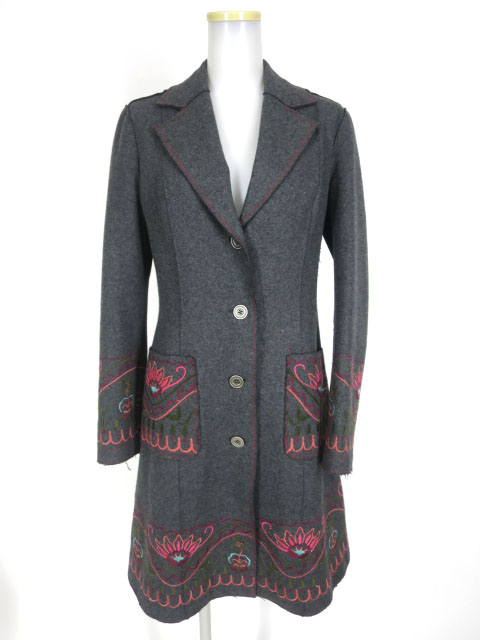 iBLUES 刺繍入りコート