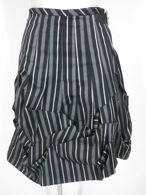 Jane Marple レジメタルストライプスカート