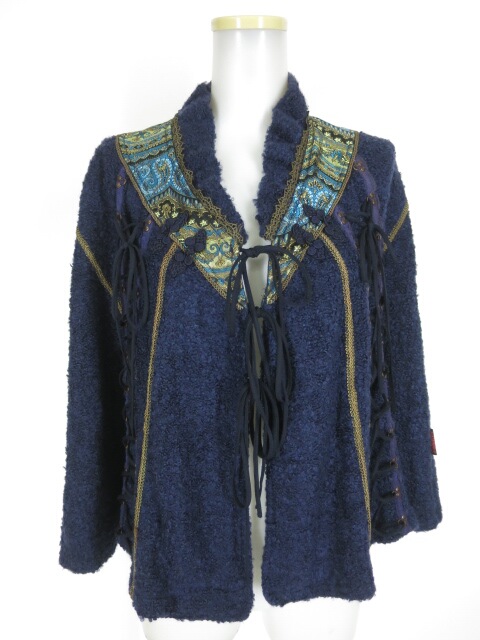 OZZ ONESTE 編み上げ付きパイルニットケープ