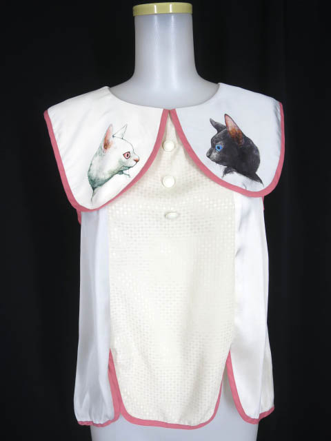 MELANTRICK HEMLIGHET × ヒグチユウコ 猫 プルオーバーノースリーブブラウス