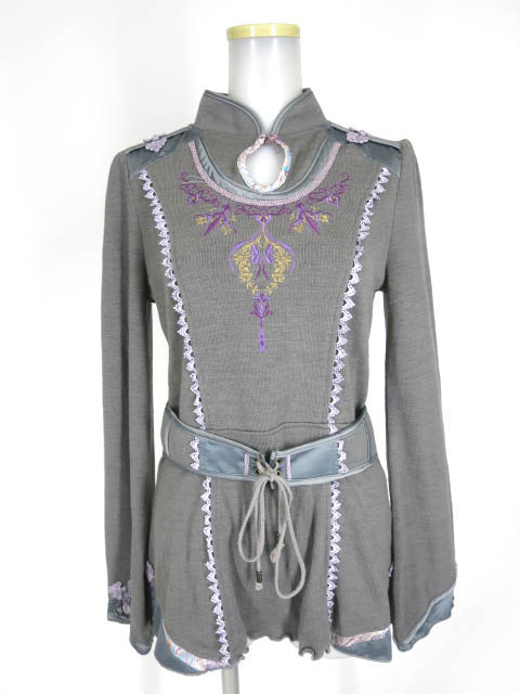 OZZ ONESTE 刺繍入りニットチュニック