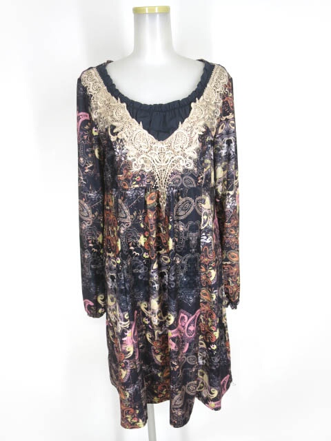 OZZ ONESTE ペイズリー柄ワンピース