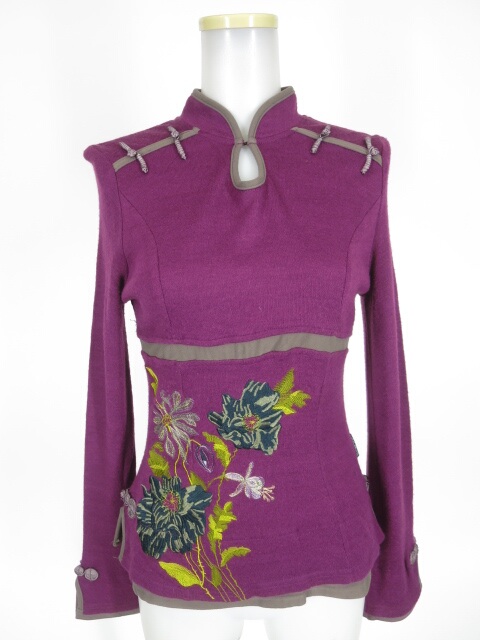 OZZ ONESTE 刺繍入りチャイナニットセーター