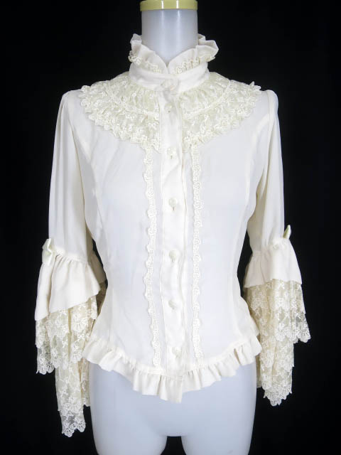 Innocent World エリザベートブラウス