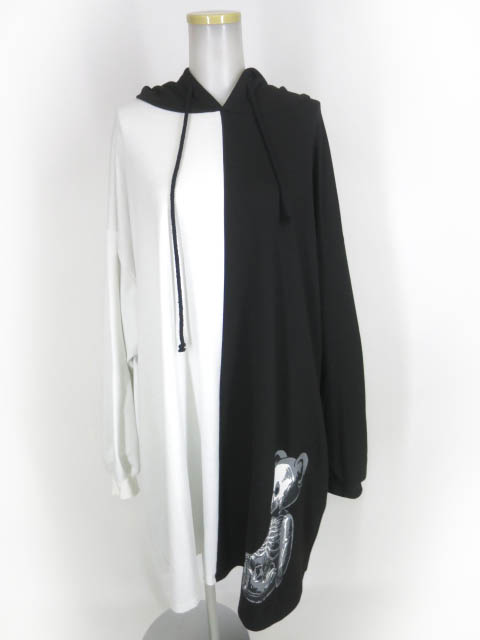 LiLi スケルトンベアビッグワンピースパーカー