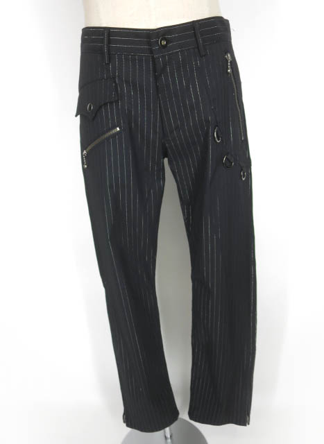 BPN FOR MEN 裾ジップ付きラメストライプパンツ