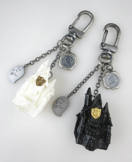 Q-pot. クロいシロ、シロいシロ キーホルダー ２点セット