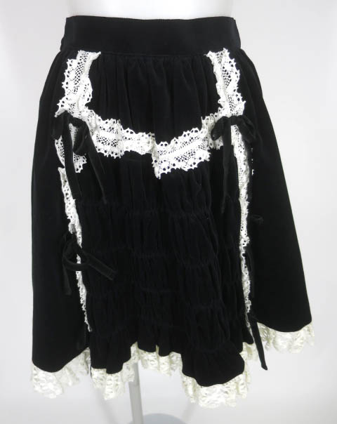 Metamorphose レース付き前シャーリング別珍スカート