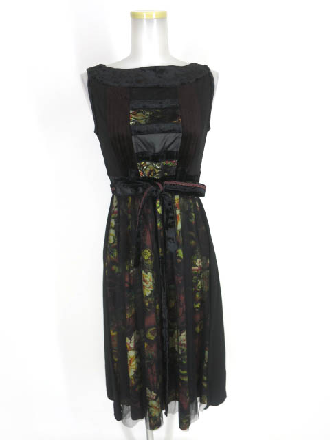 OZZ ONESTE メッシュ重ね和柄ノースリーブワンピース