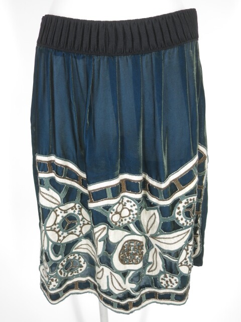 Jane Marple Dans Le Salon エンブロイダリー別珍スカート