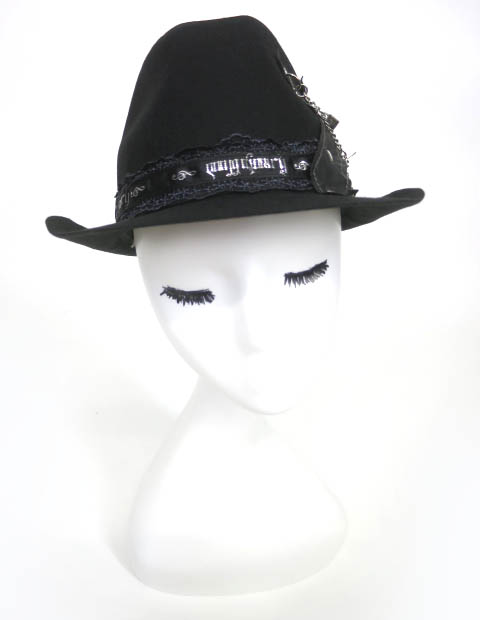 HN+nois チェーン付きクロスデザインハット