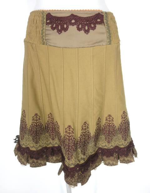 OZZ ANGELO 刺繍入りスカート