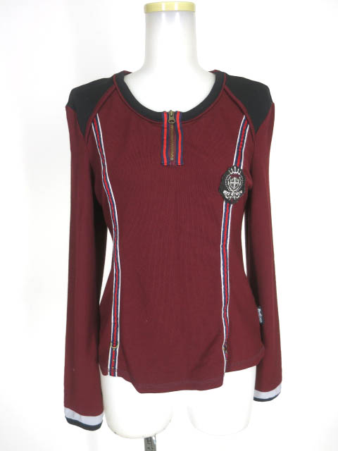 Ozz Croce エンブレムワッペン付きニットプルオーバー