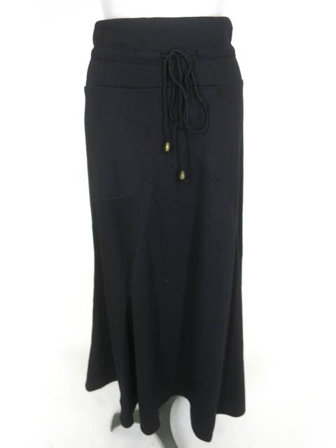 OZZ ONESTE ポケット刺繍入りロングスカート