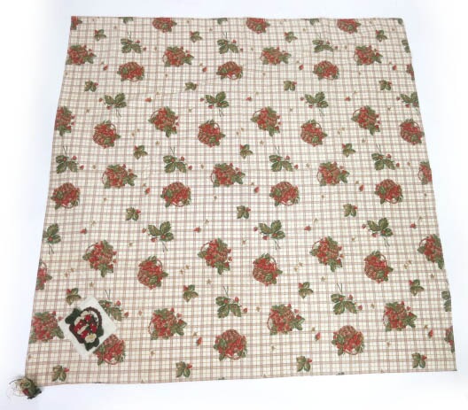 STREET ORGAN チェック＆いちごバスケット柄大判ストール