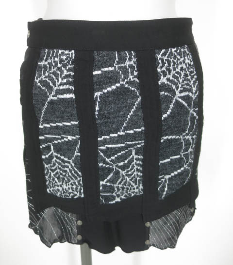 Ozz On hikozoh 蜘蛛の巣柄ミニスカート