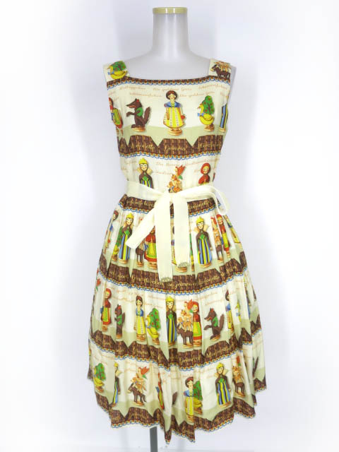 Jane Marple Grimms Marionetteのドレス