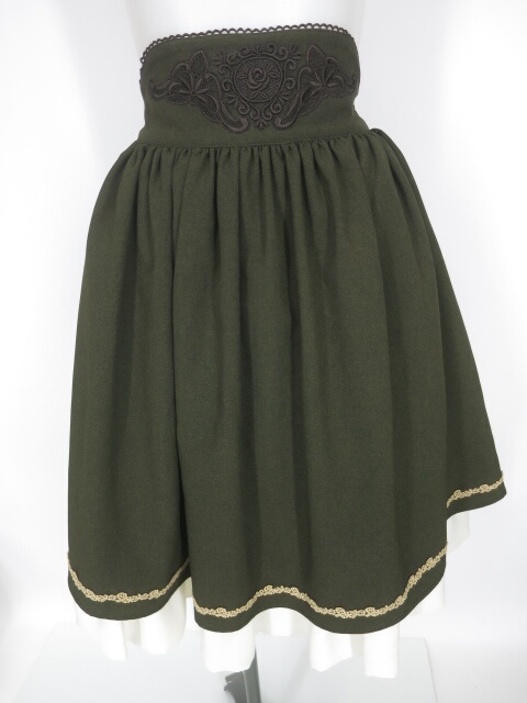 Innocent World モチーフレースバッスルスカート