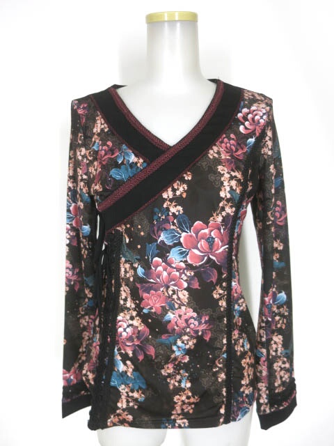 OZZ ONESTE 和柄長袖カットソー