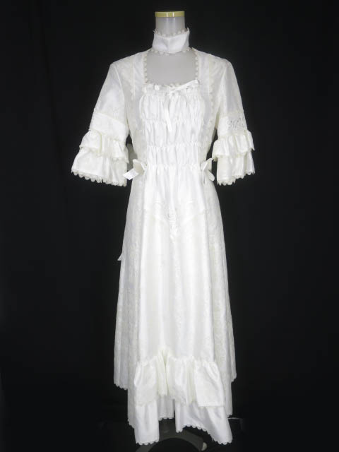 Metamorphose バックフリルロングドレス