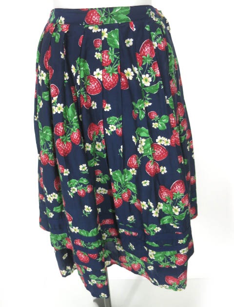 Jane Marple Strawberry garden スカート