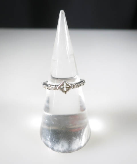 Love&Hate クロスモチーフリング