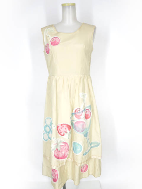 Jane Marple Dans Le Salon フルーツノースリーブワンピース