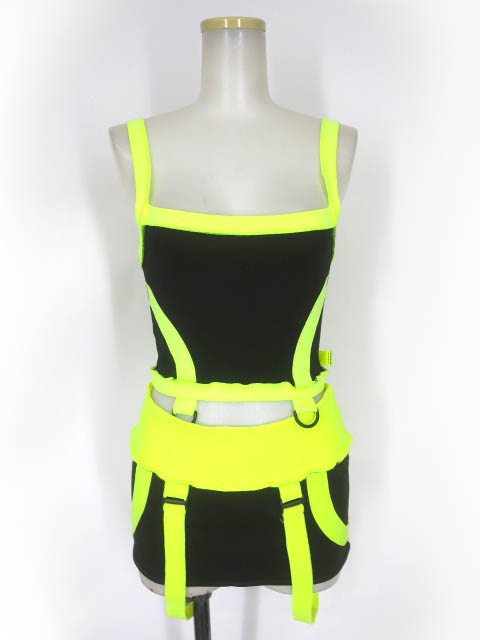 Battery Organic キャミソール & ミニスカート セットアップ