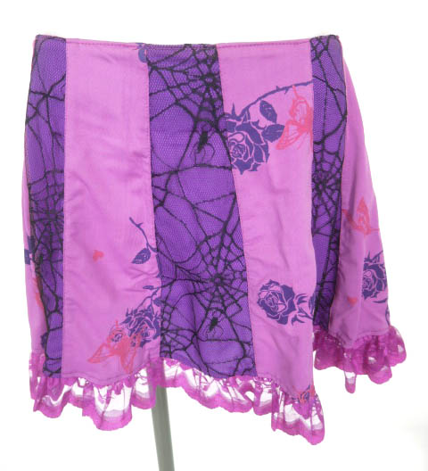 H.jelly&HONEY 蜘蛛の巣レース切替ローズ＆バタフライ柄ミニスカート