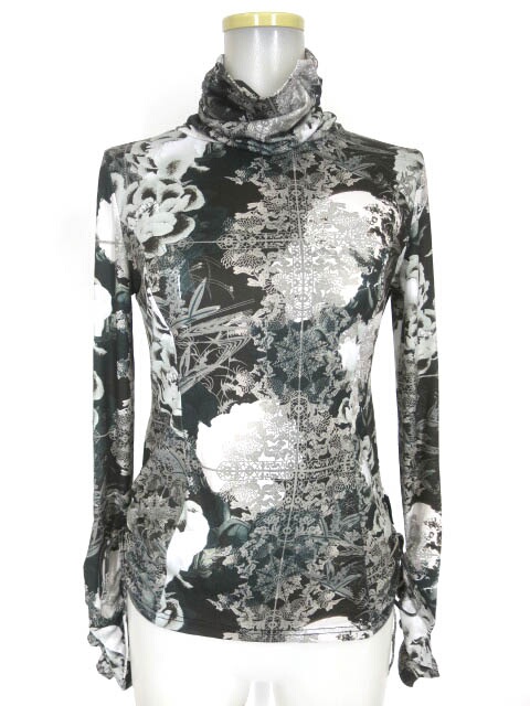 OZZ ONESTE 和柄タートルネック長袖カットソー