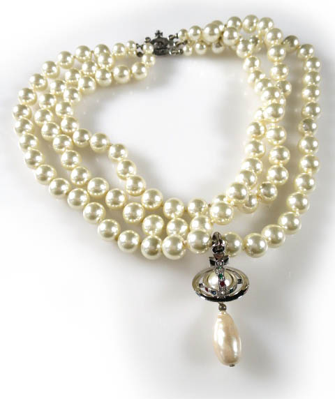 Vivienne Westwood 3連パールネックレスチョーカー