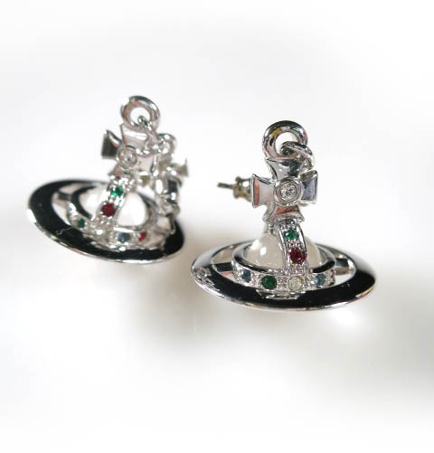 Vivienne Westwood タイニーオーブピアス