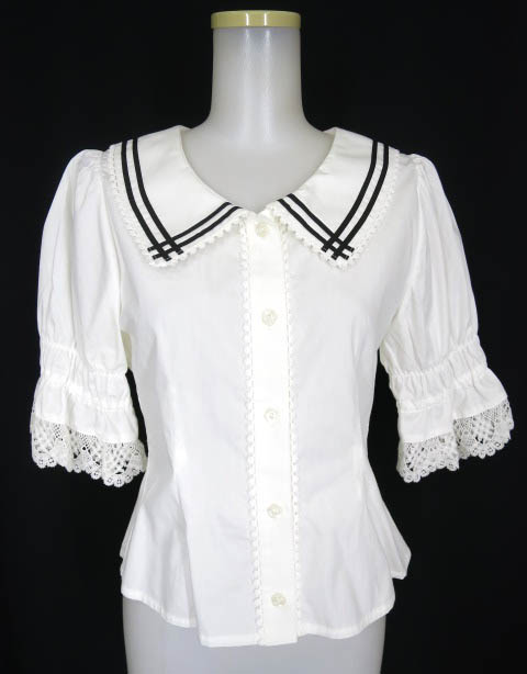 BABY, THE STARS SHINE BRIGHT Best Wishes 半袖ブラウス