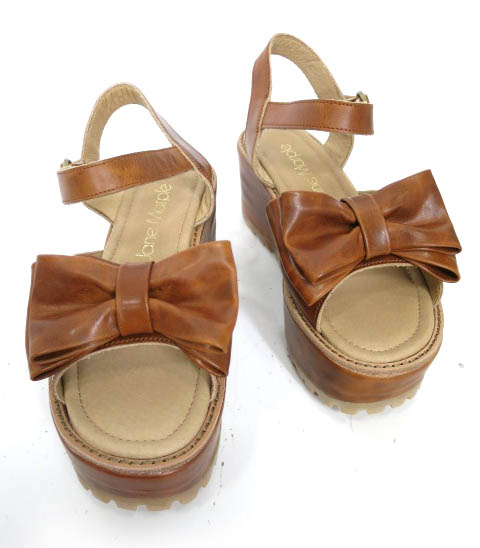 Jane Marple オープントゥリボンサンダル