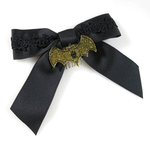 Moi-meme-Moitie 蝙蝠ロゴアクリルチャーム・リボンコーム