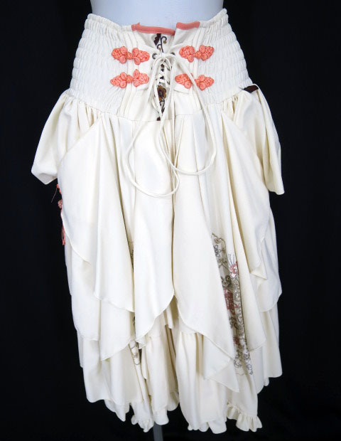 OZZ ONESTE タッセル付きチャイナ2wayフレアスカート